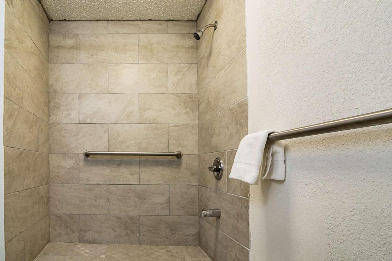 Econo Lodge Asheboro Bagian luar foto